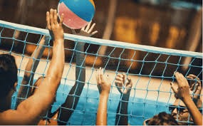 牌类里的信息不对称（牌类游戏中的信息不对称）