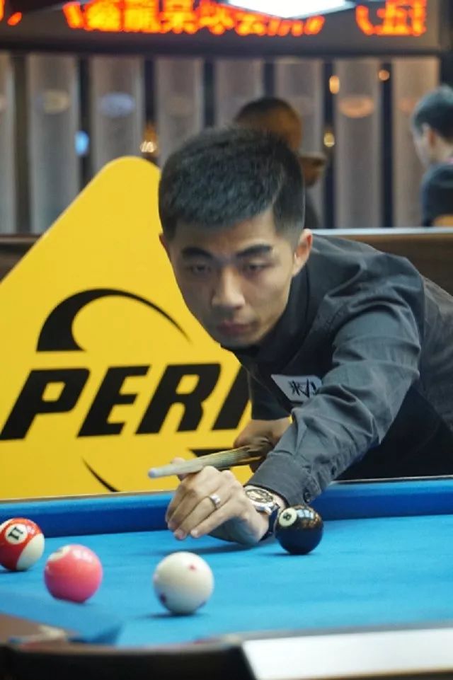 个运动员对 个运动员对