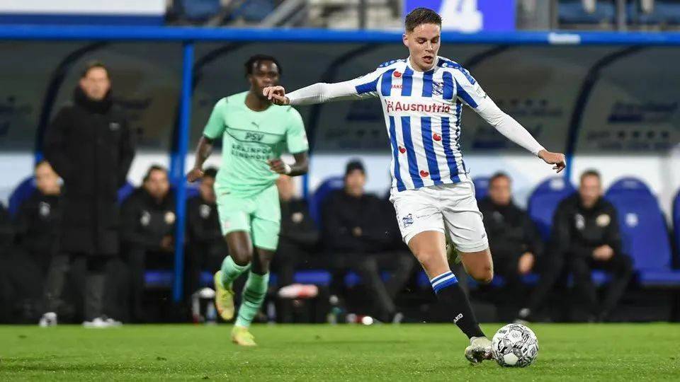 力球队赢得 力球队赢得